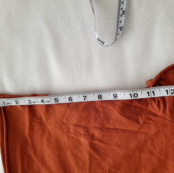 NWT Basic Crop Tee. Size M. Images show a size L that sold privately. - Picture 16 of 16